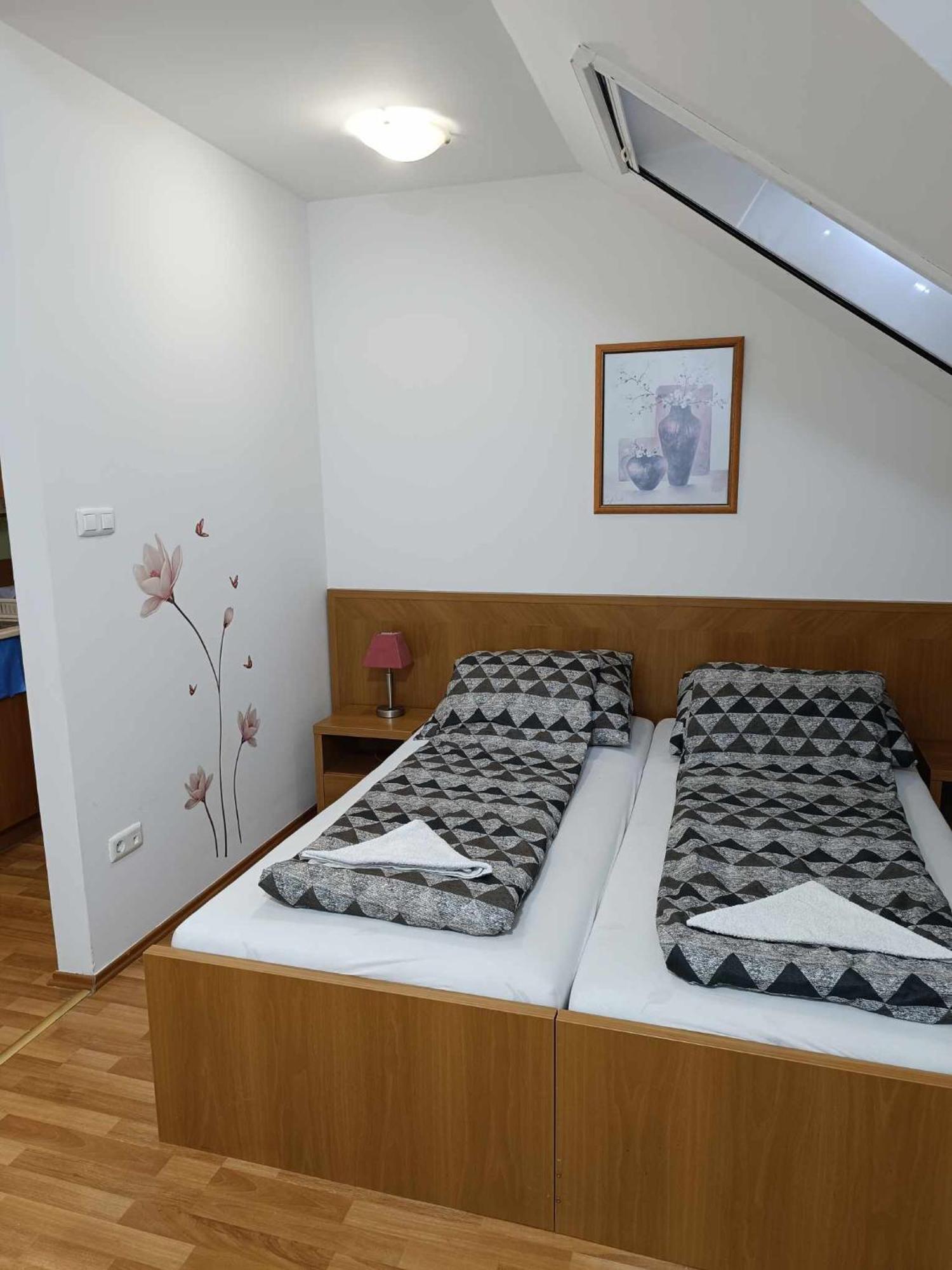 Oazis Wellness Apartman2 Хайдусобосло Номер фото
